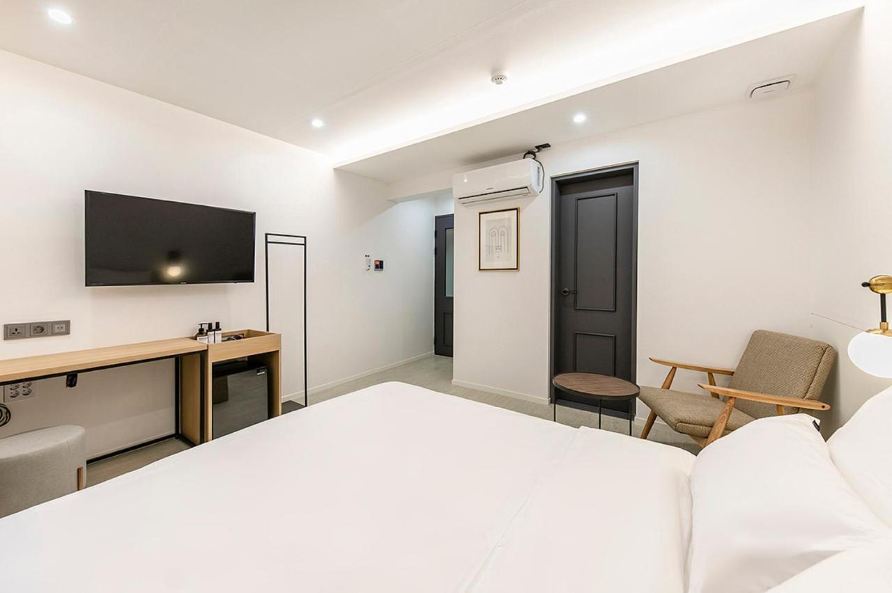 Hotel Yaja Gimhae Екстериор снимка