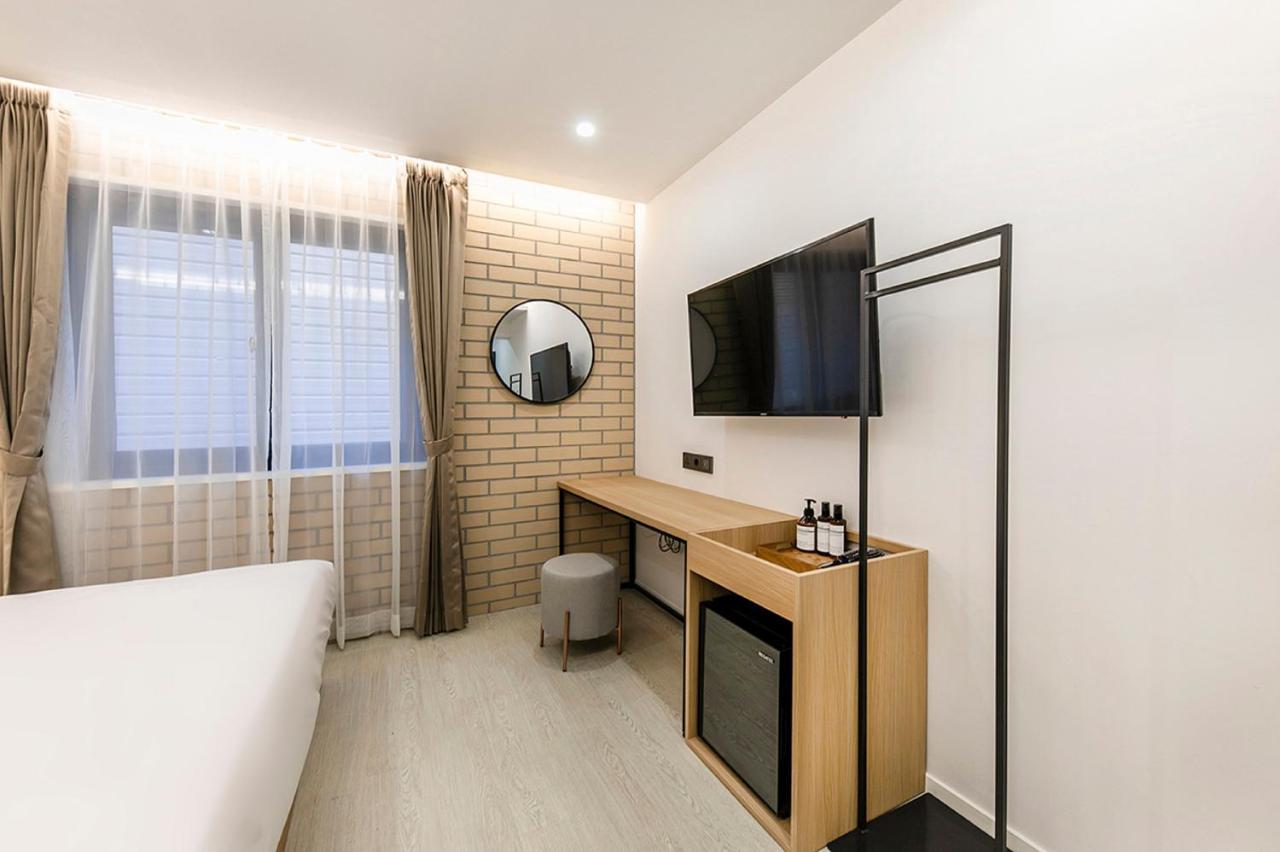 Hotel Yaja Gimhae Екстериор снимка