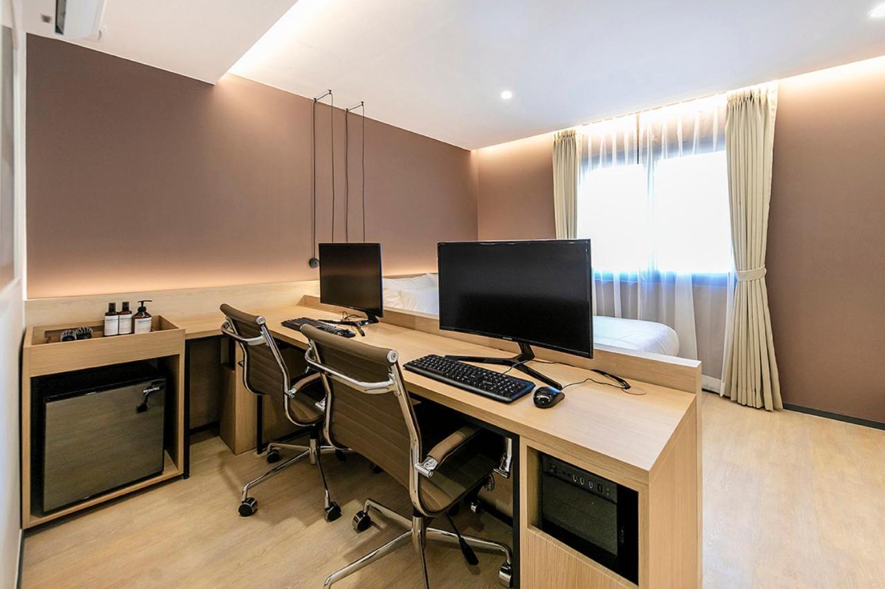 Hotel Yaja Gimhae Екстериор снимка