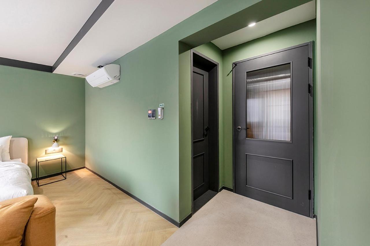Hotel Yaja Gimhae Екстериор снимка