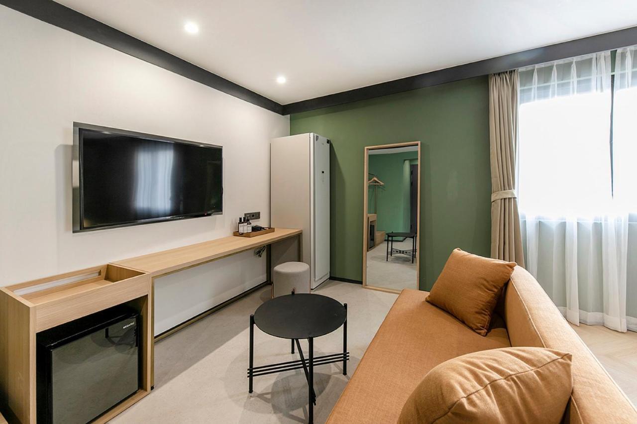 Hotel Yaja Gimhae Екстериор снимка