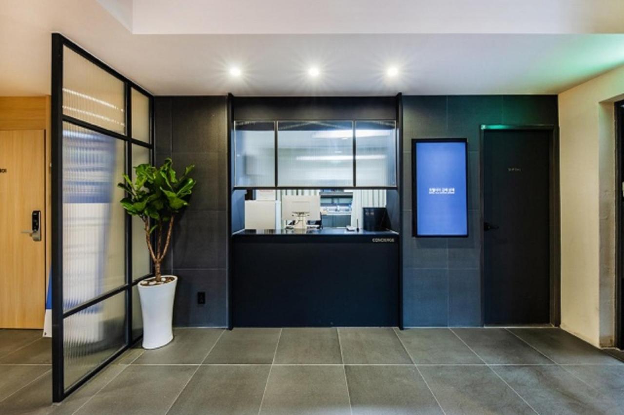 Hotel Yaja Gimhae Екстериор снимка