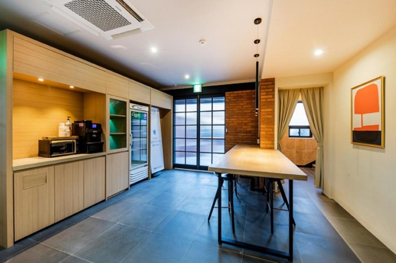 Hotel Yaja Gimhae Екстериор снимка