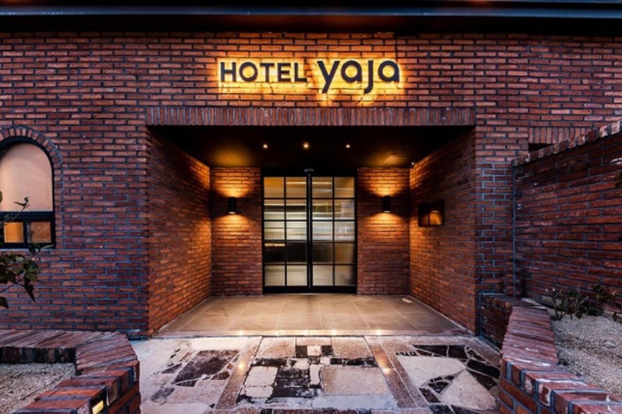 Hotel Yaja Gimhae Екстериор снимка